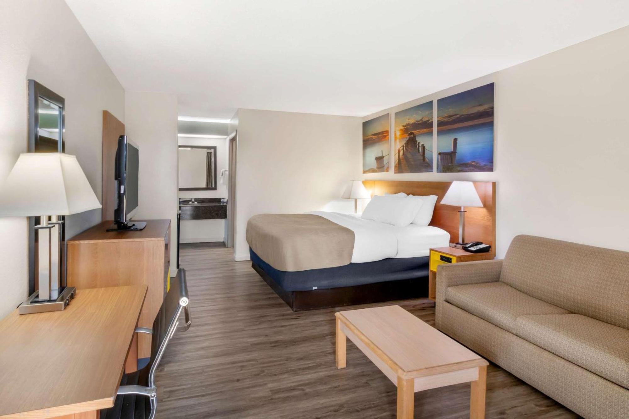 Quality Inn & Suites Decatur Priceville I-65 Buitenkant foto